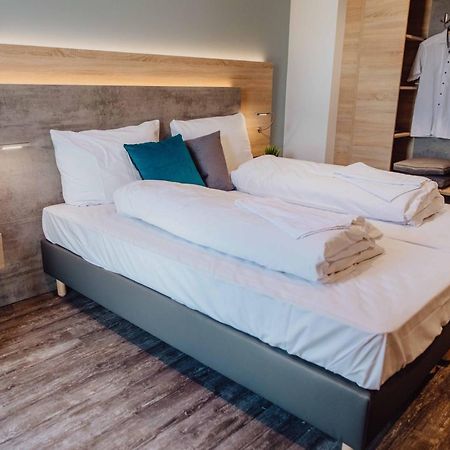Pascals Ruhestube Hotell Morsdorf Exteriör bild